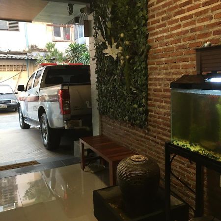 Icon Hostel Bangkok Dış mekan fotoğraf